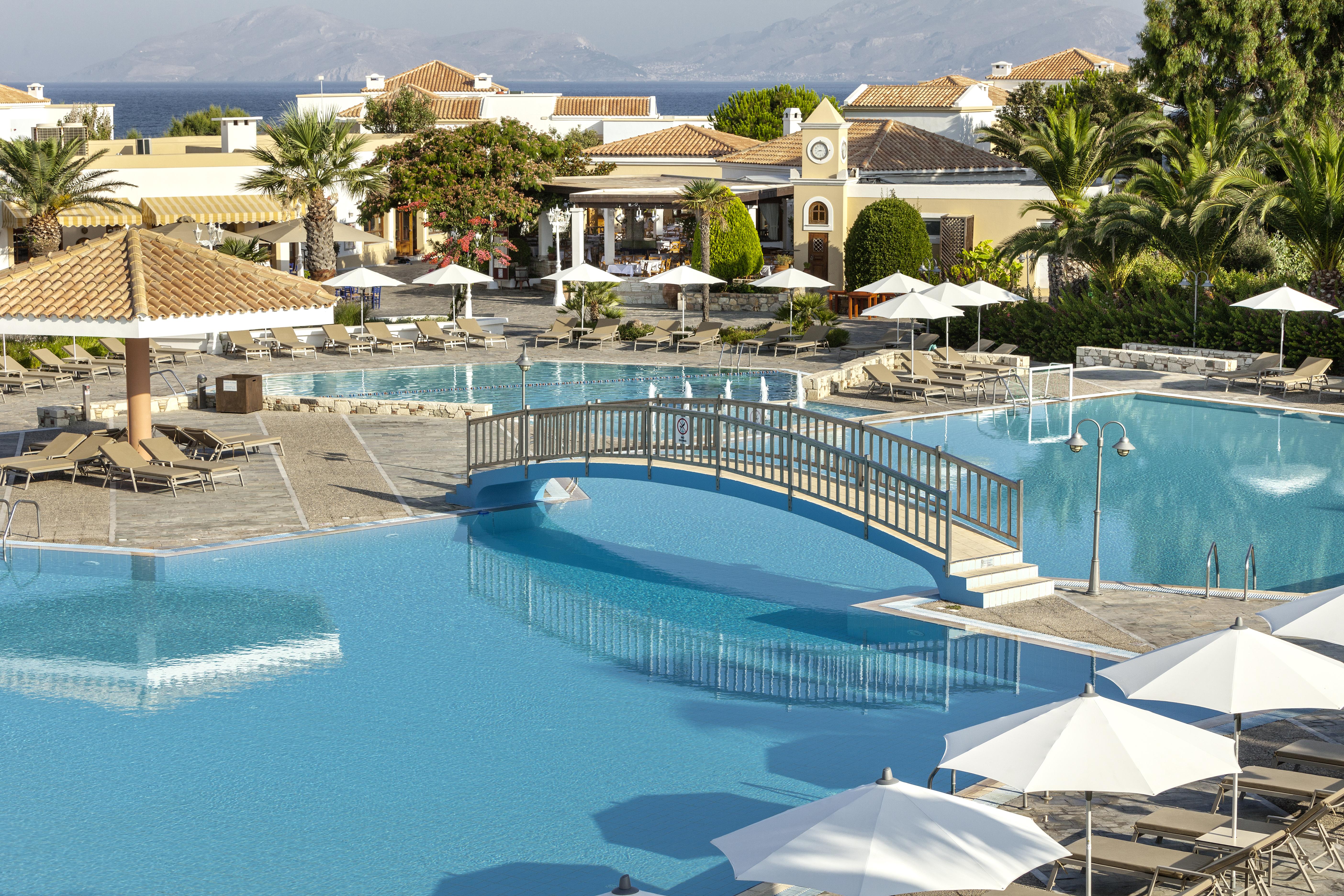 Neptune Luxury Resort マスティハリ エクステリア 写真
