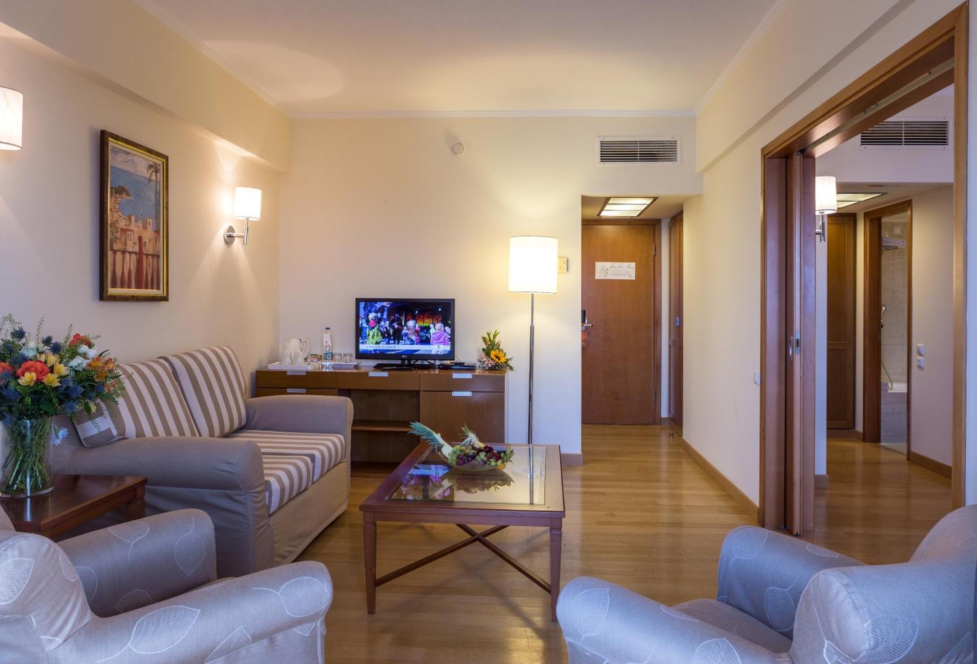 Neptune Luxury Resort マスティハリ エクステリア 写真