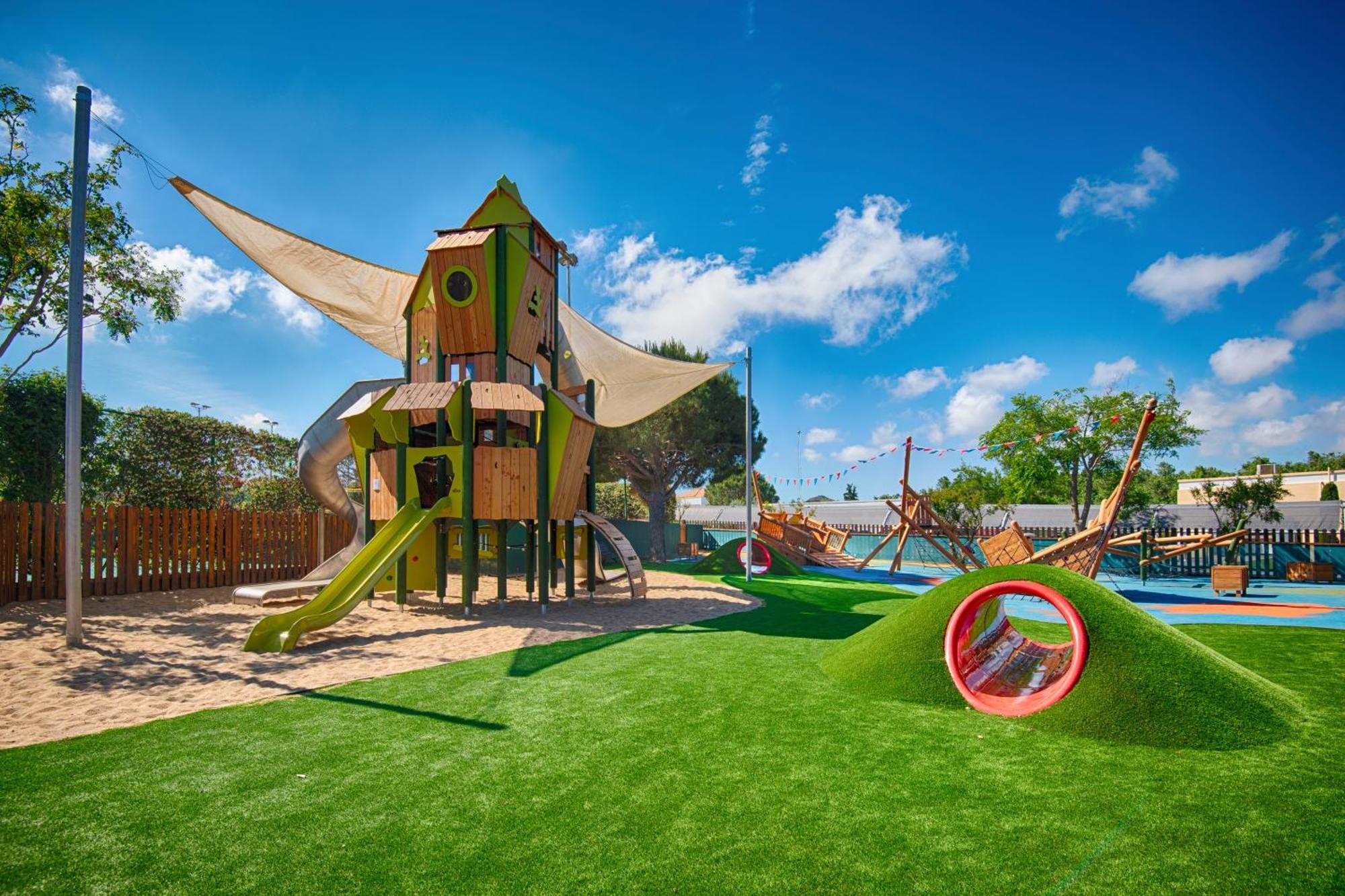 Neptune Luxury Resort マスティハリ エクステリア 写真